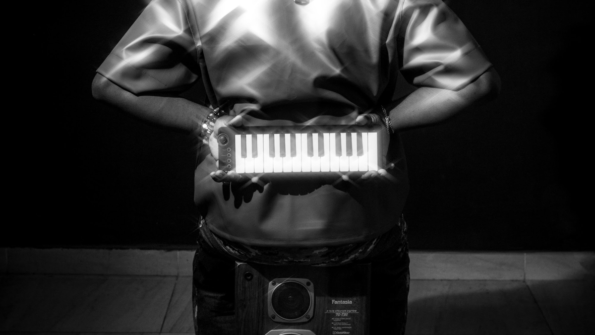 JUICE — WHAT IT’S LIKE TO PRODUCE MUSIC WHILE TOURING